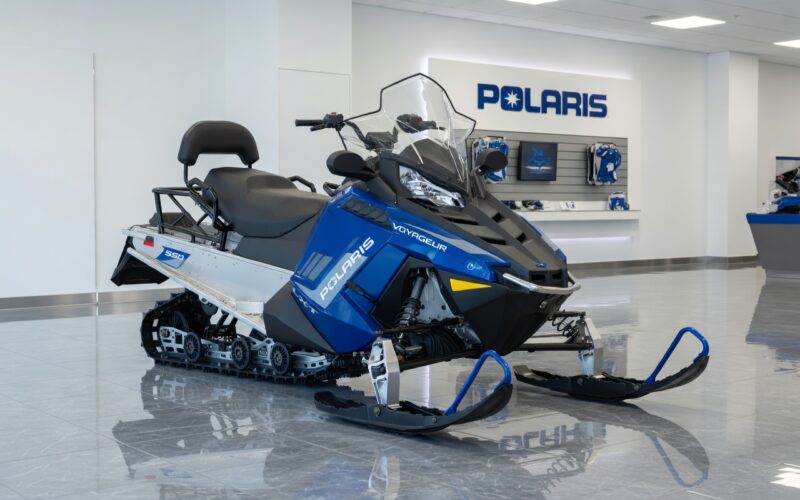 Polaris 550 VOYAGEUR LXT 144