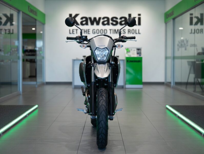 Kawasaki KLX 230 SM (2025)